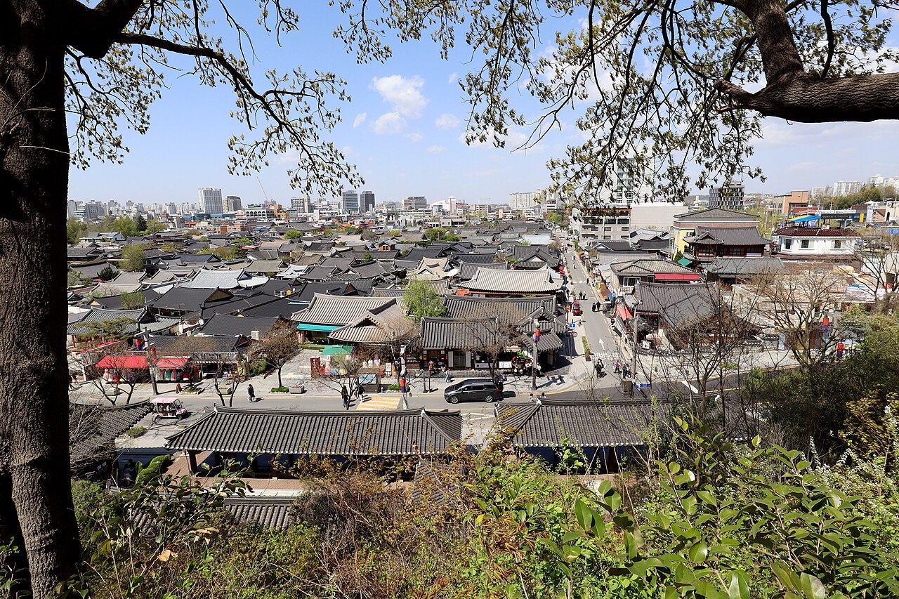 Techos del pueblo Hanok de Jeonju